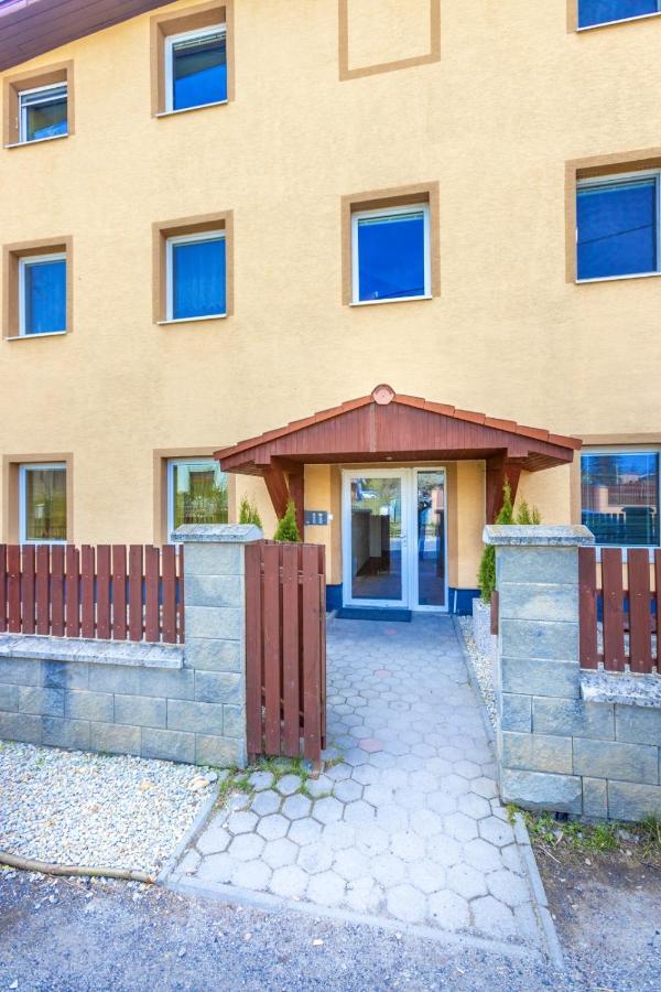 Apartman Theo Veľký Slavkov Exteriér fotografie