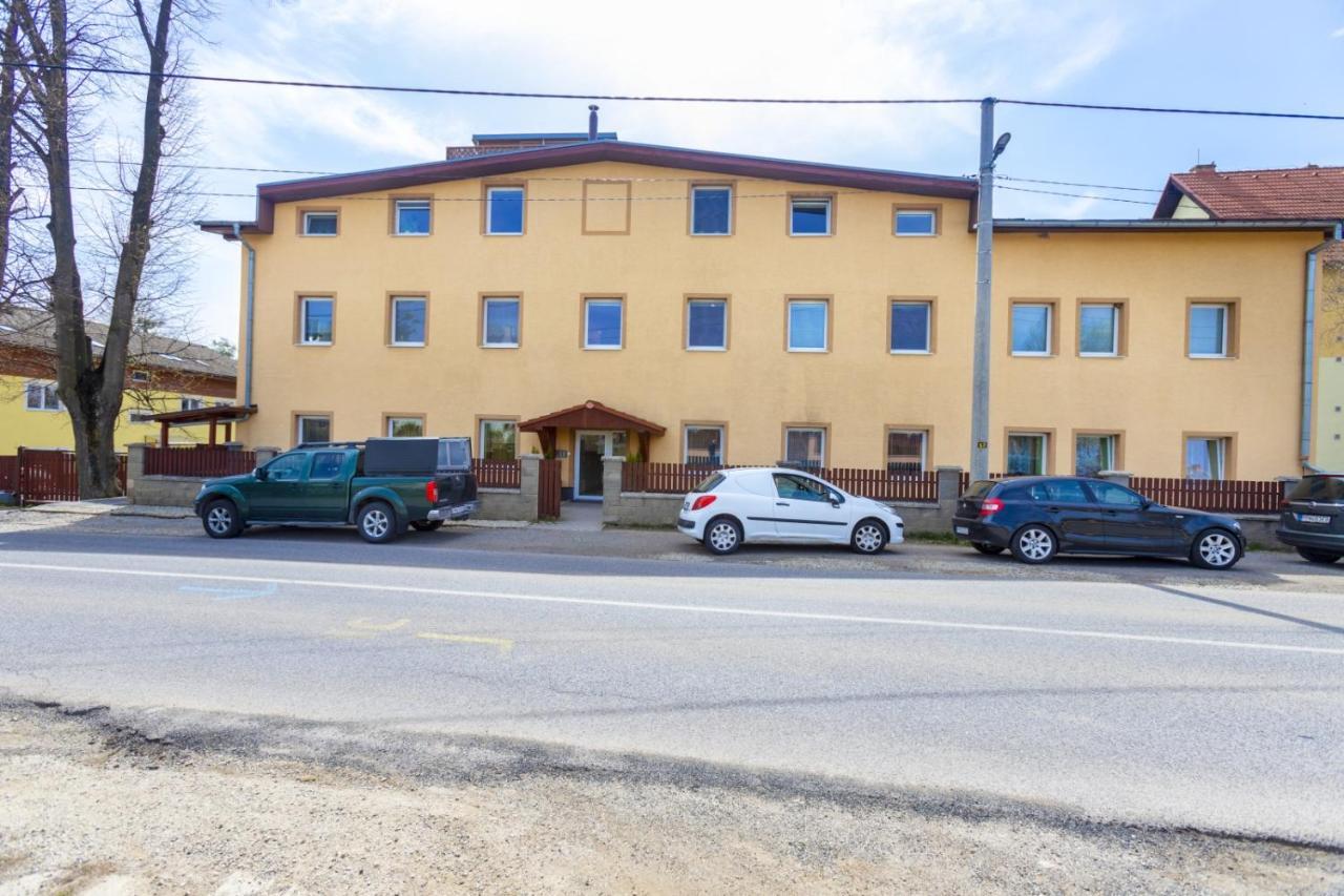 Apartman Theo Veľký Slavkov Exteriér fotografie