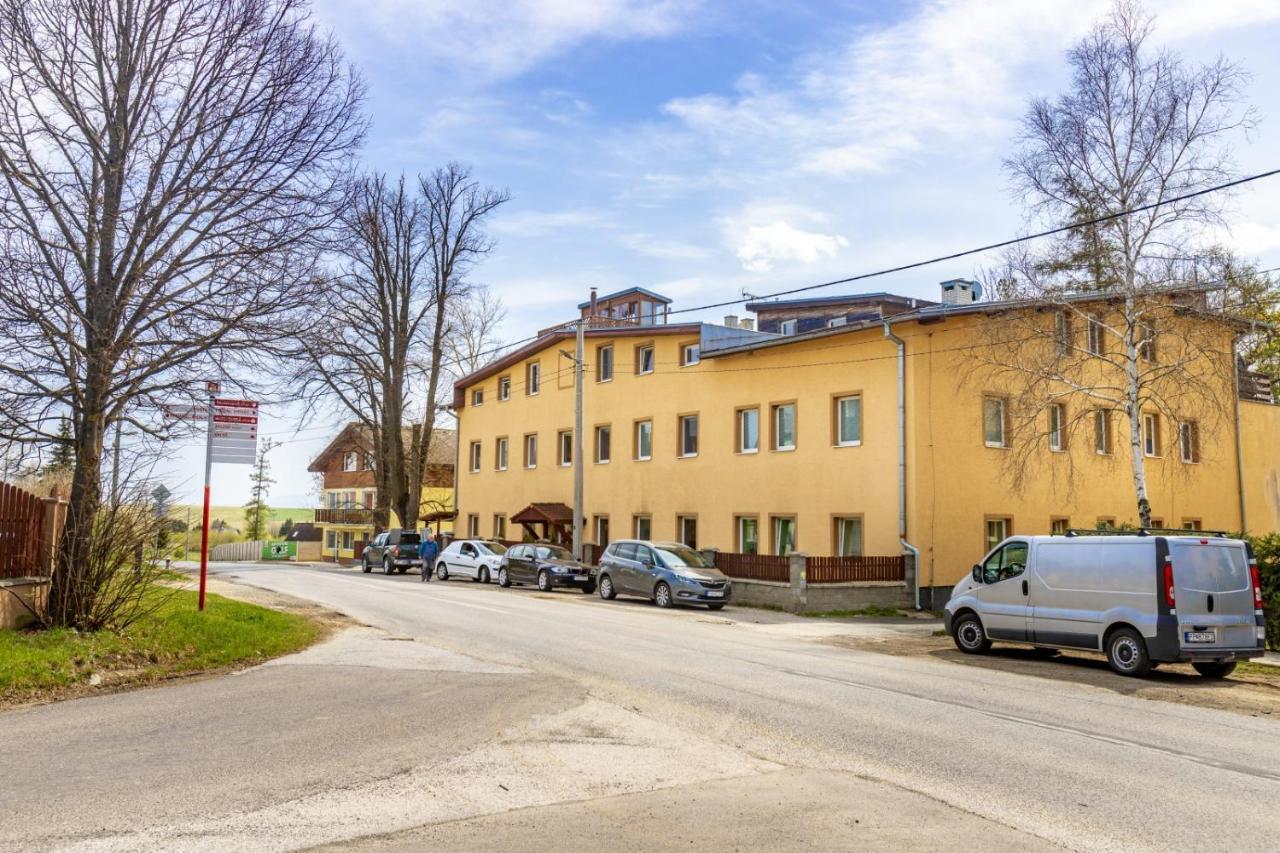 Apartman Theo Veľký Slavkov Exteriér fotografie