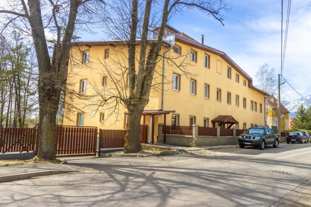 Apartman Theo Veľký Slavkov Exteriér fotografie