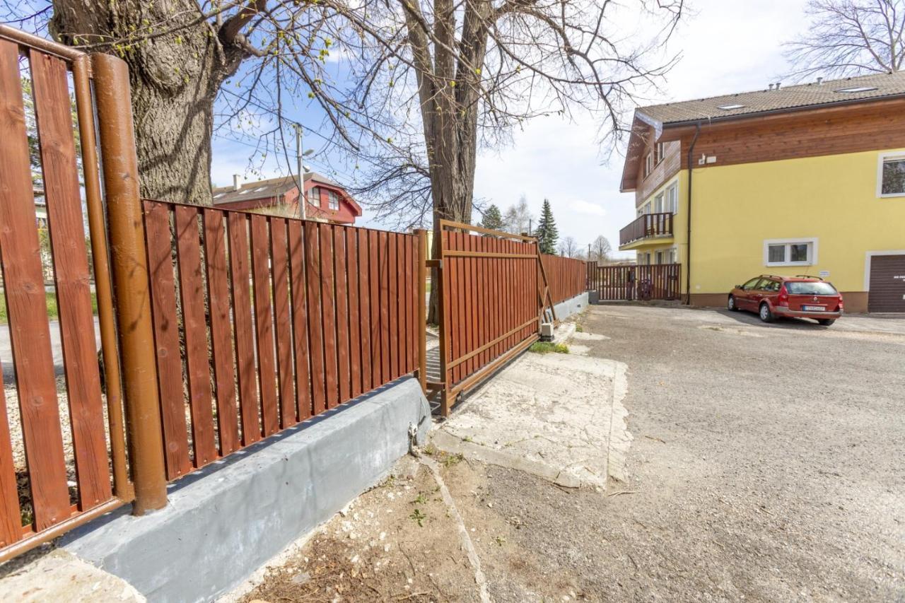 Apartman Theo Veľký Slavkov Exteriér fotografie